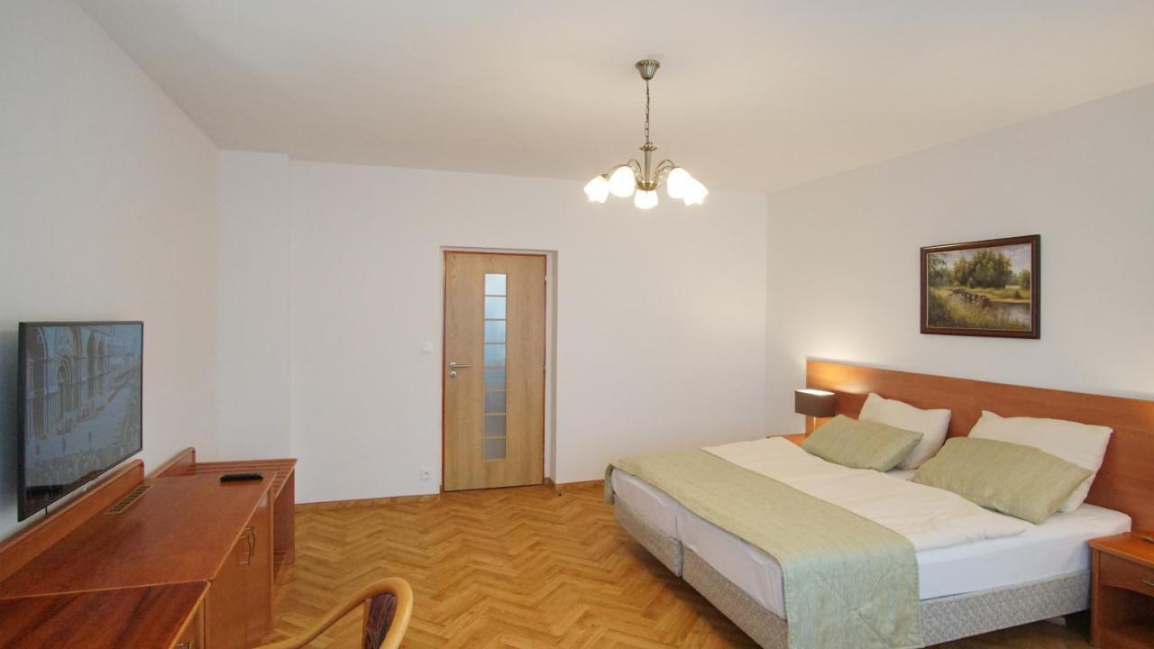 Vila Nejdek - Erzgebirge Aparthotel Kültér fotó