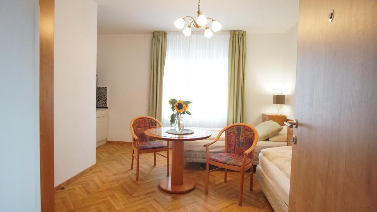 Vila Nejdek - Erzgebirge Aparthotel Kültér fotó