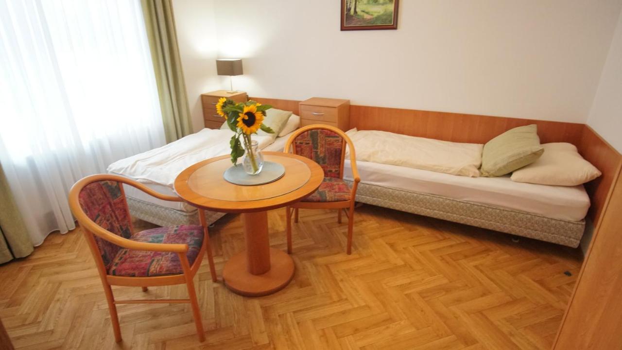 Vila Nejdek - Erzgebirge Aparthotel Kültér fotó